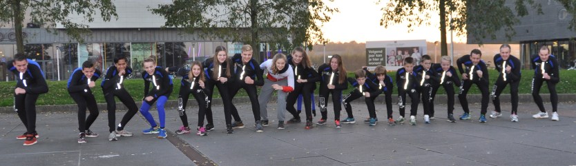 De schaatsploeg van “De Vennen” in het seizoen 2015/2016 (Foto Mariny van Esch)