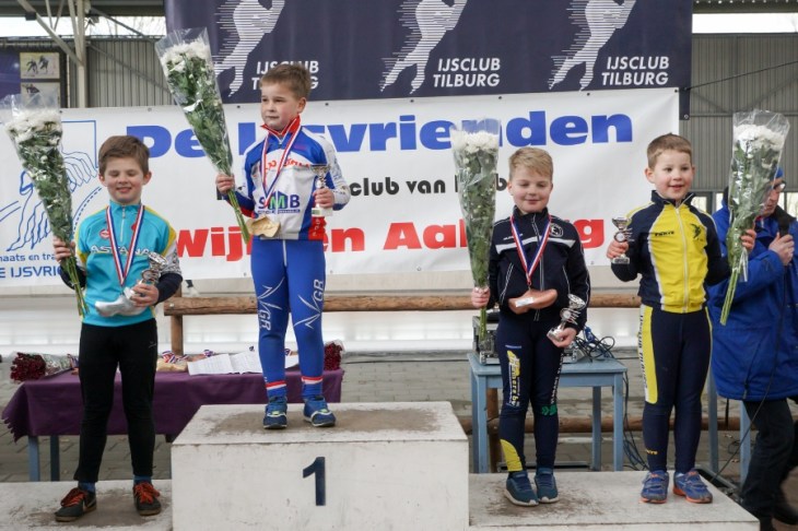 Gijs van der Linden (links) op het podium (foto Jeroen Happel)