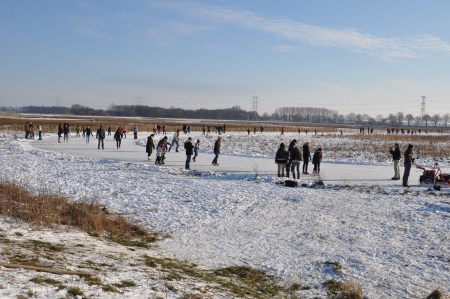 IJspret op de landijsbaan aan de Scheerman in Moergestel